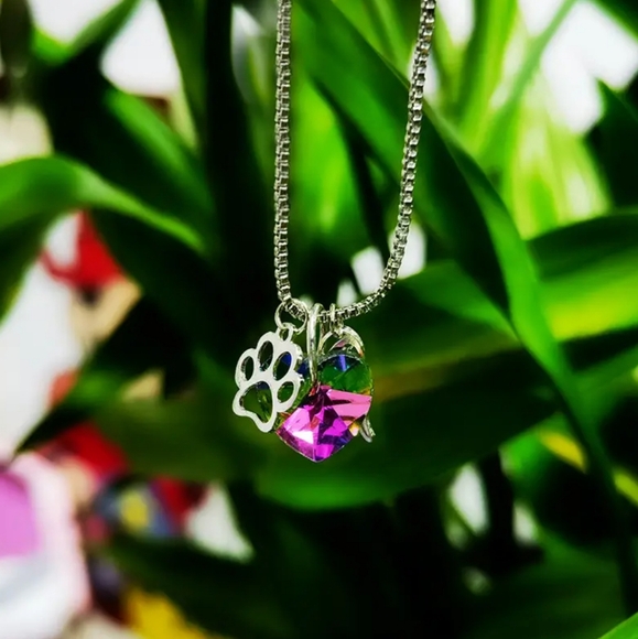 NEW Paw Angel Wings Pendant Necklace - Picture 3 of 9